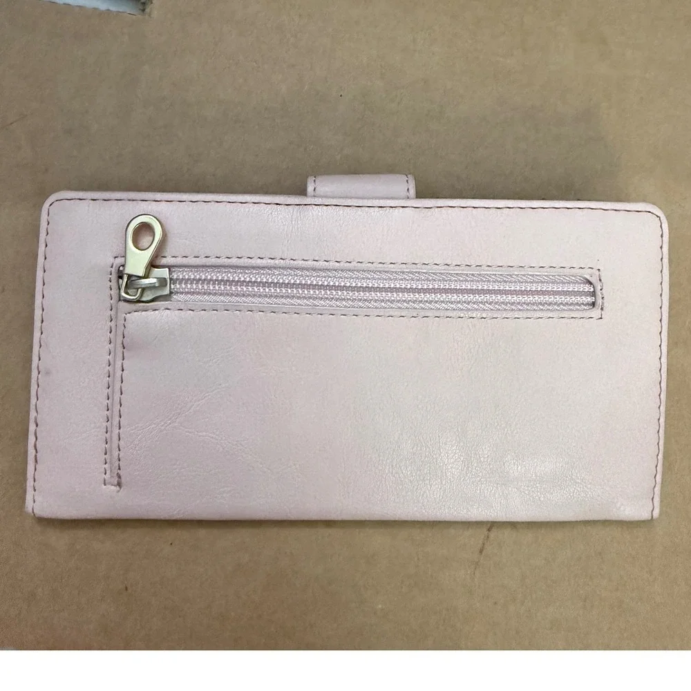 Relic bifold wallet